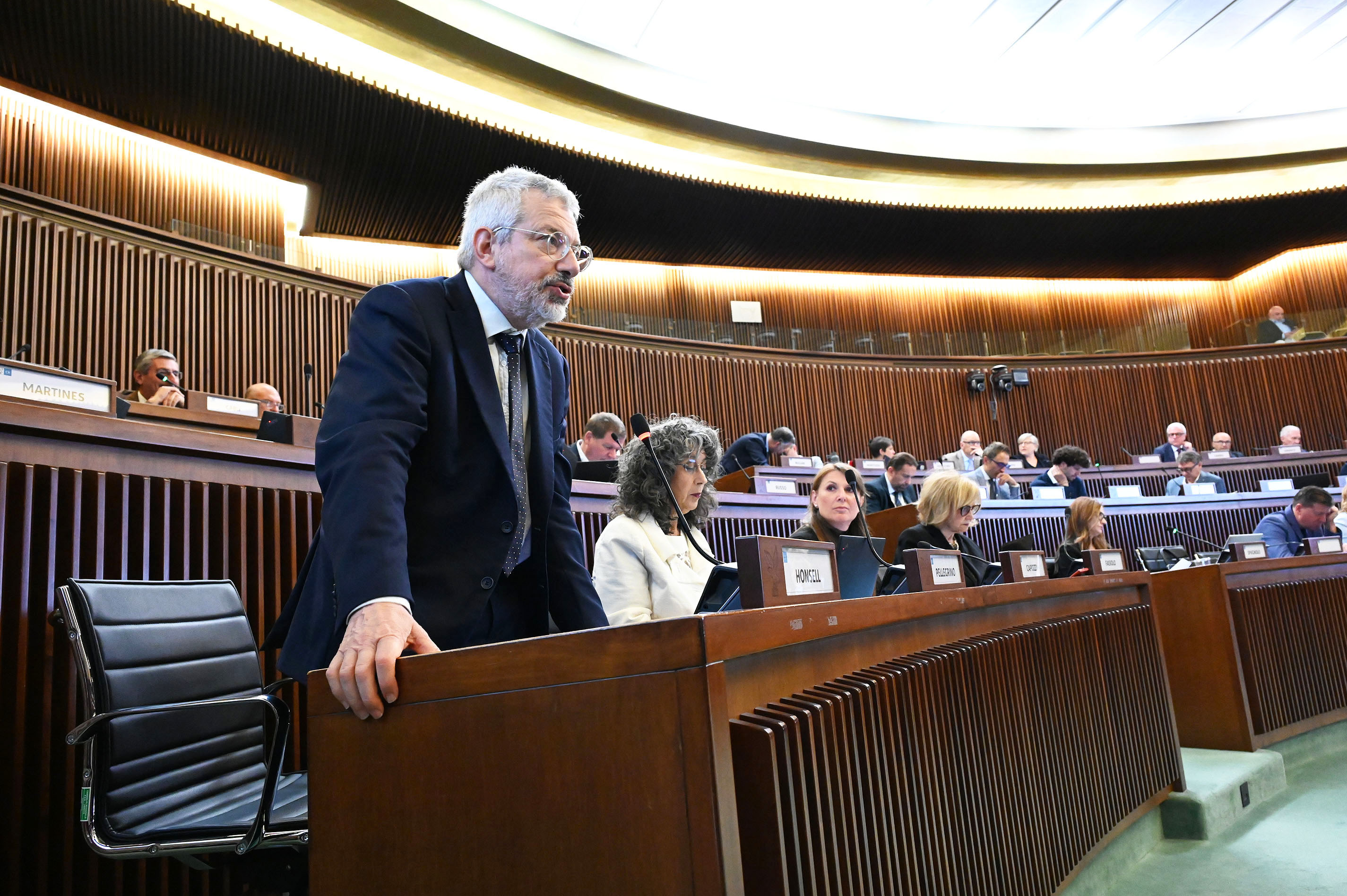 BILANCIO CR. AULA APPROVA VARIAZIONE A COPERTURA SERVIZIO DI VIGILANZA